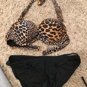 Bombshell bikini